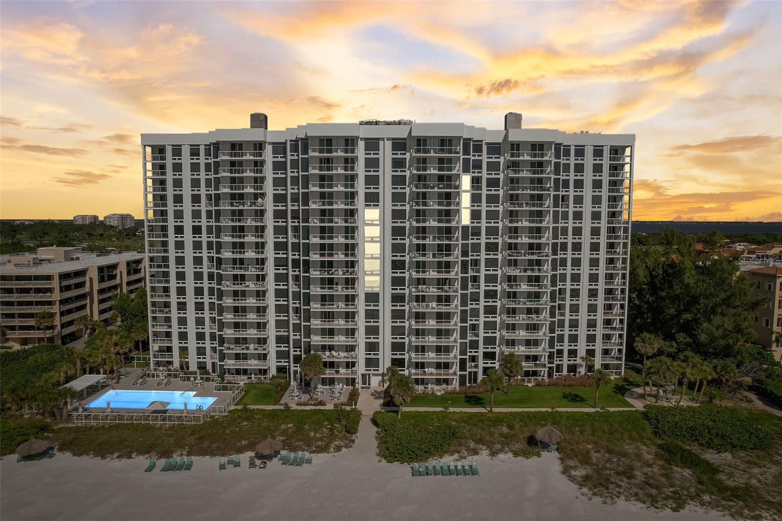 2425 GULF OF MEXICO DR #14B Property Photo 1