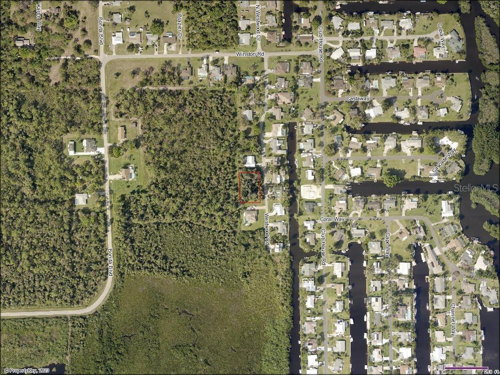 2271 Westwood Rd Property Photo 1