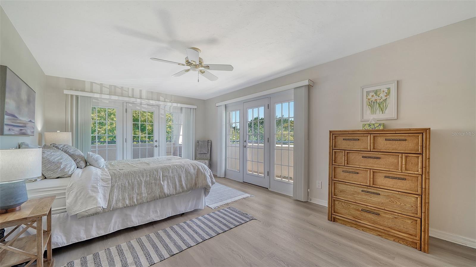 835 S Osprey Ave #201 Property Photo 17