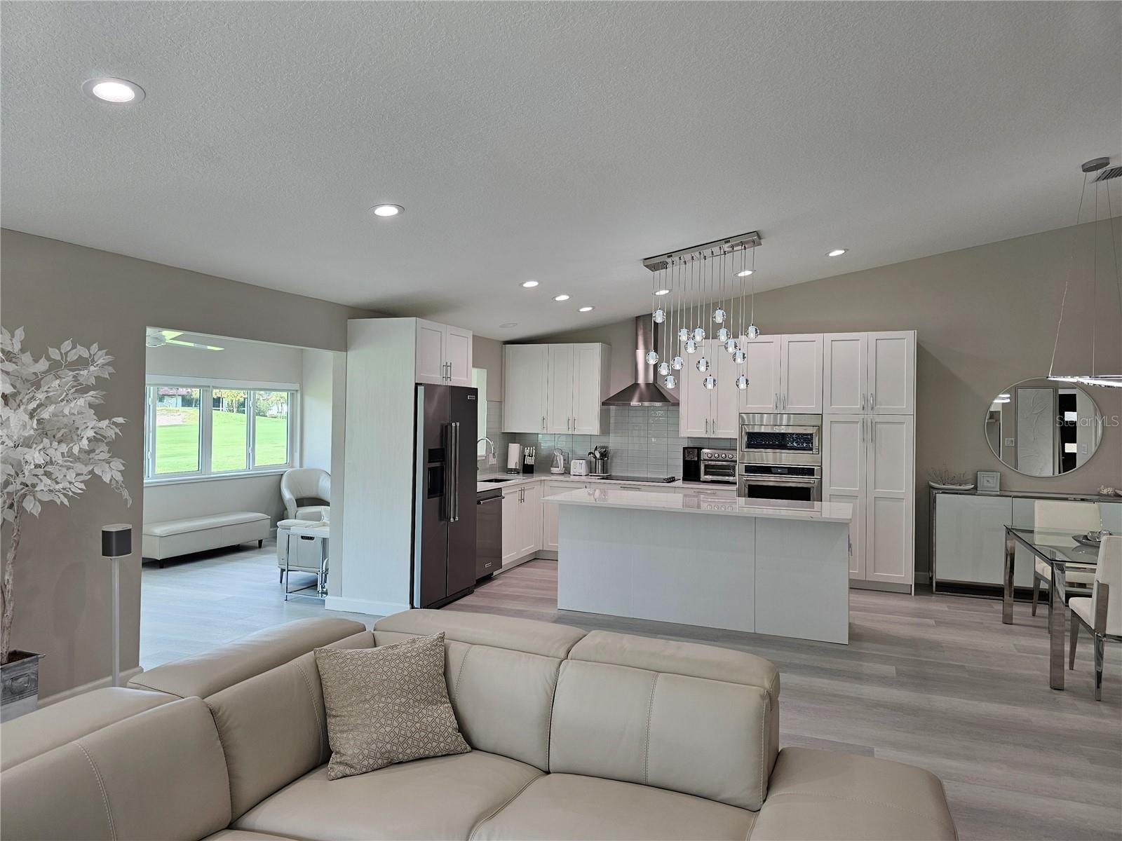 3503 Avenida Madera #b Property Photo 3