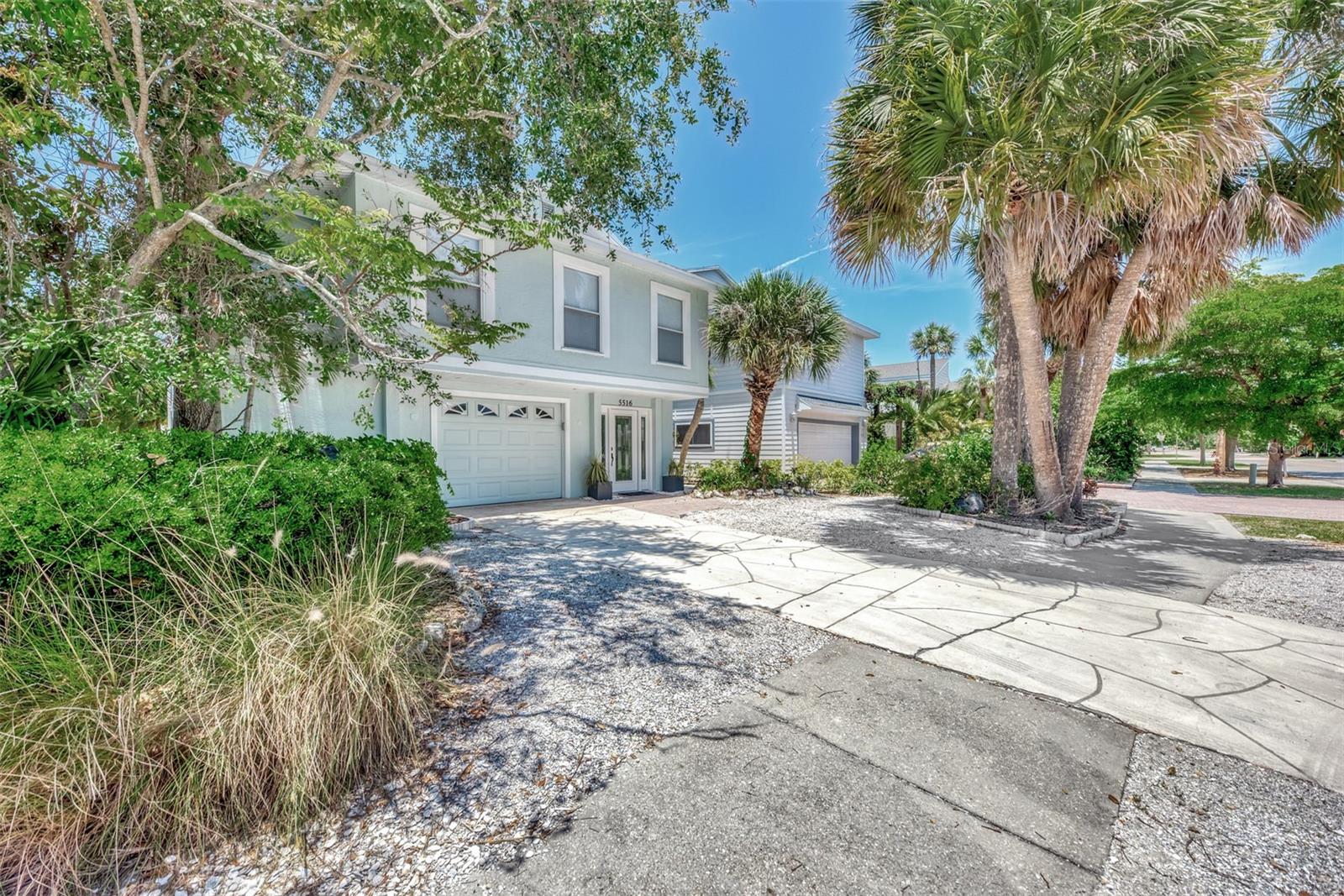 5516 Avenida Del Mare Property Photo 5