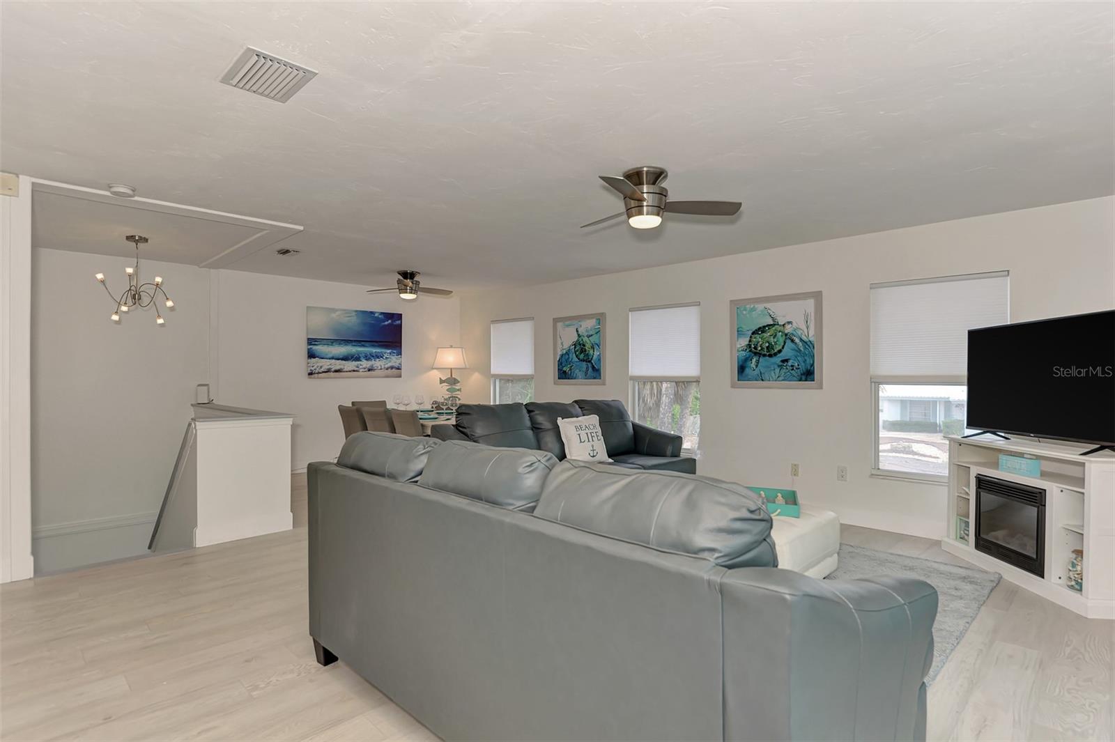 5516 Avenida Del Mare Property Photo 8
