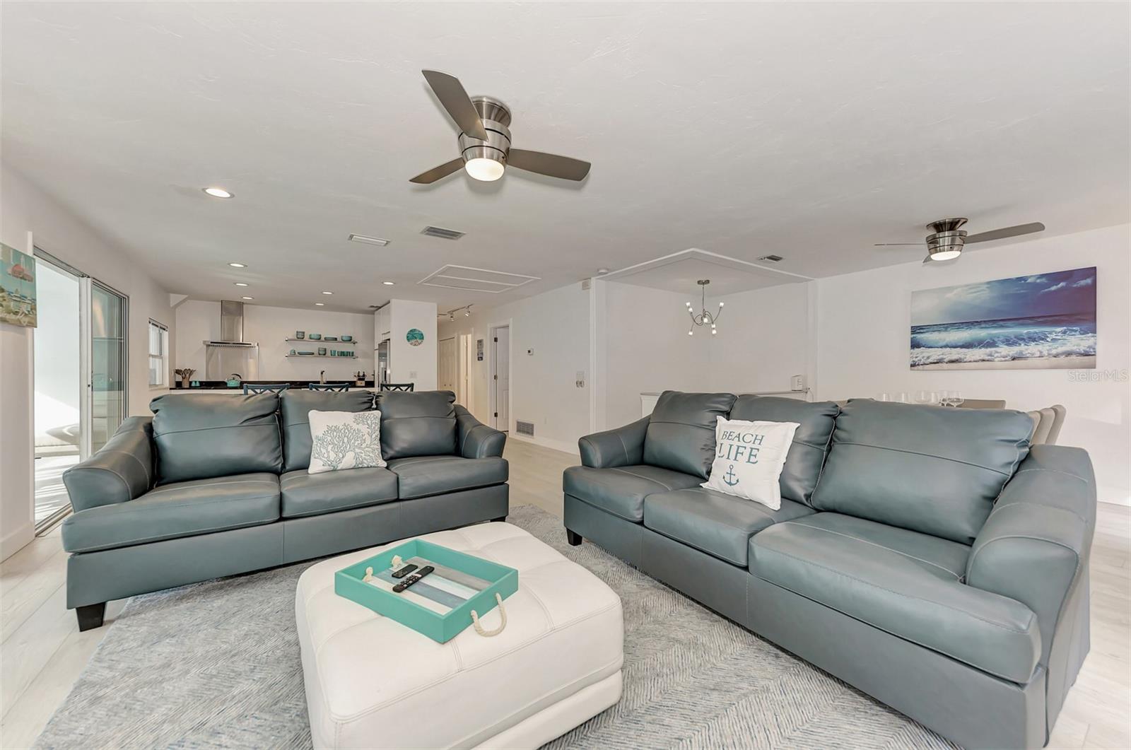5516 Avenida Del Mare Property Photo 11