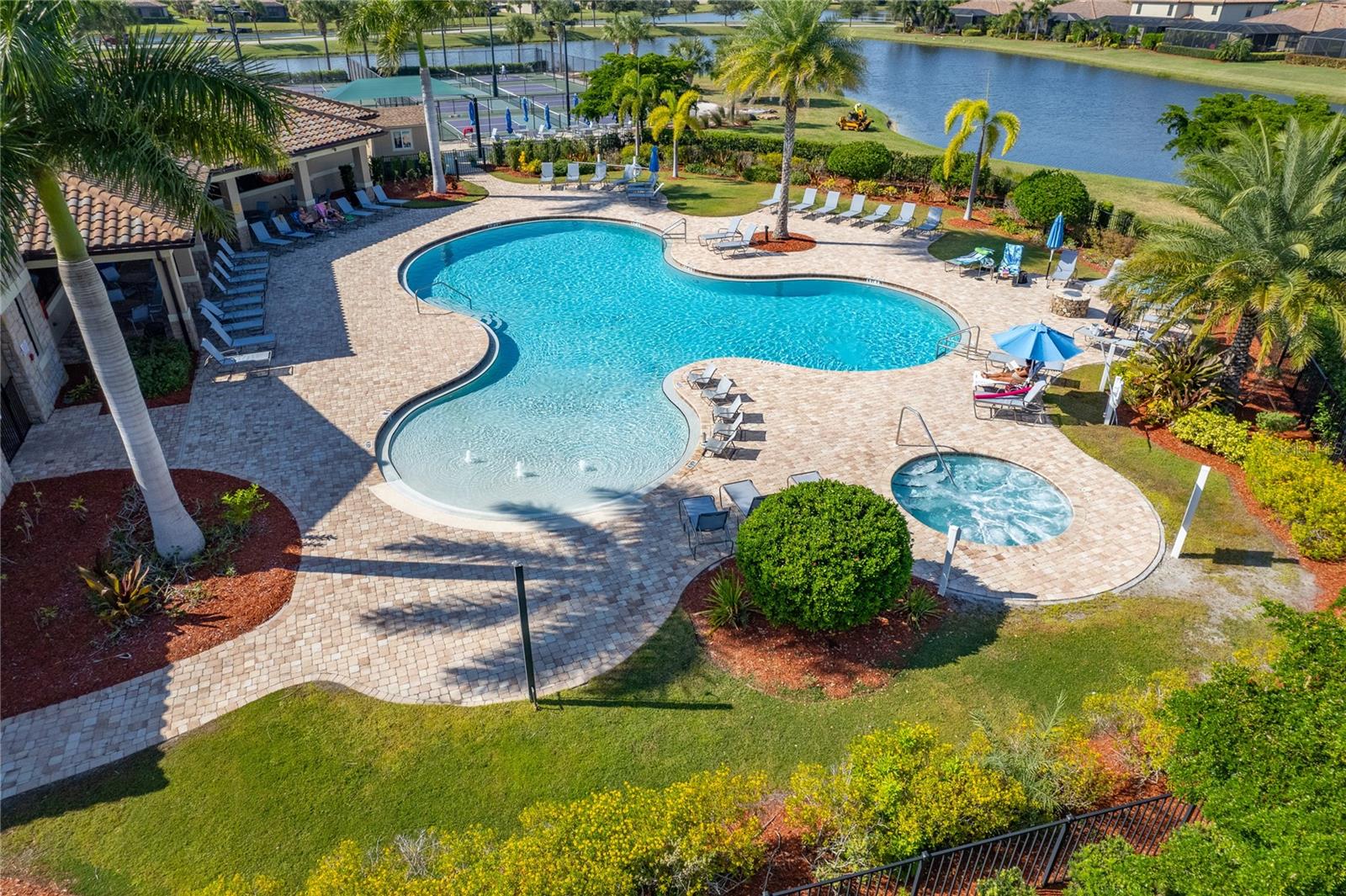7015 River Hammock Dr #405 Property Photo 57