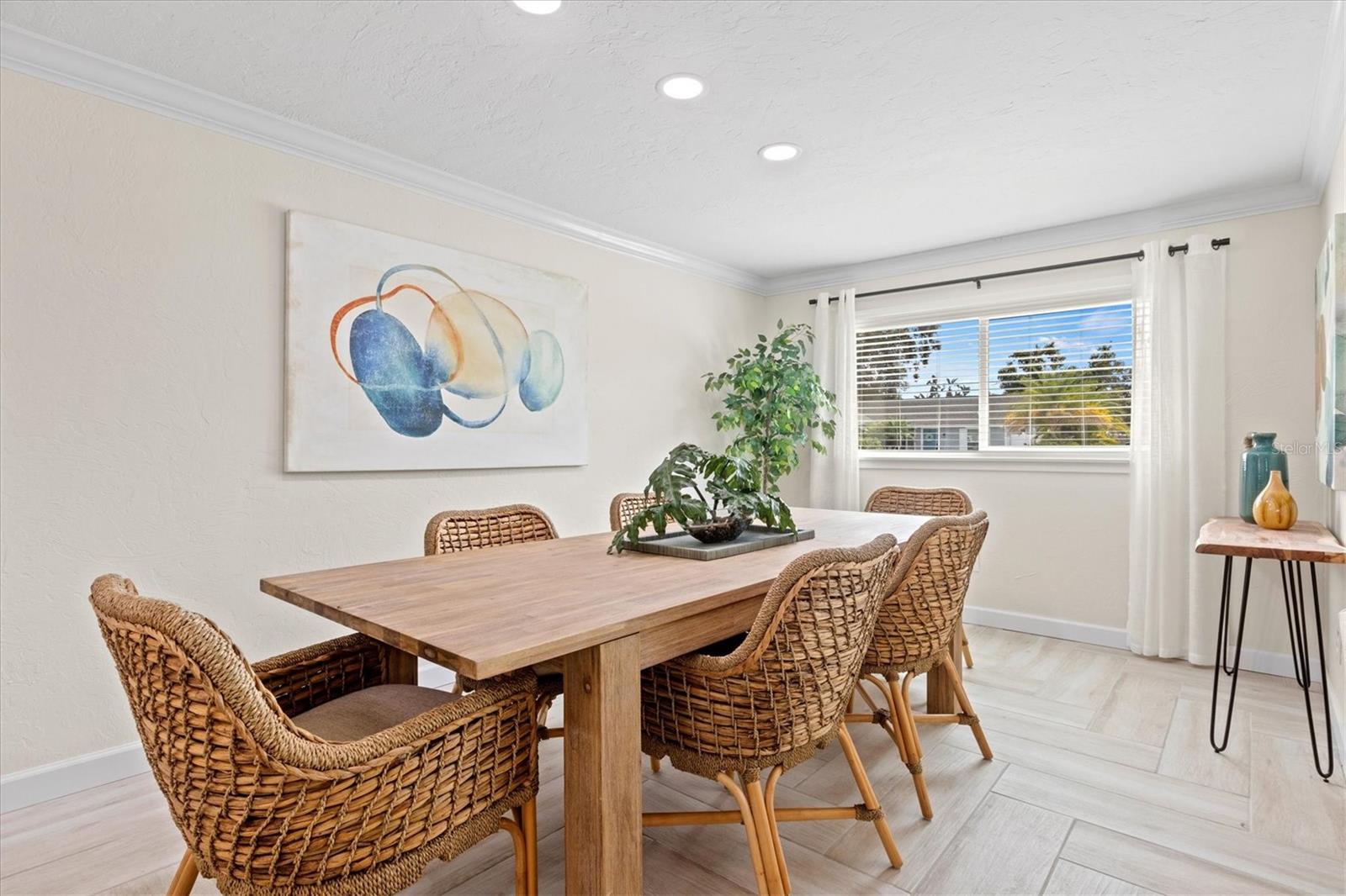 2641 Martin St Property Photo 13