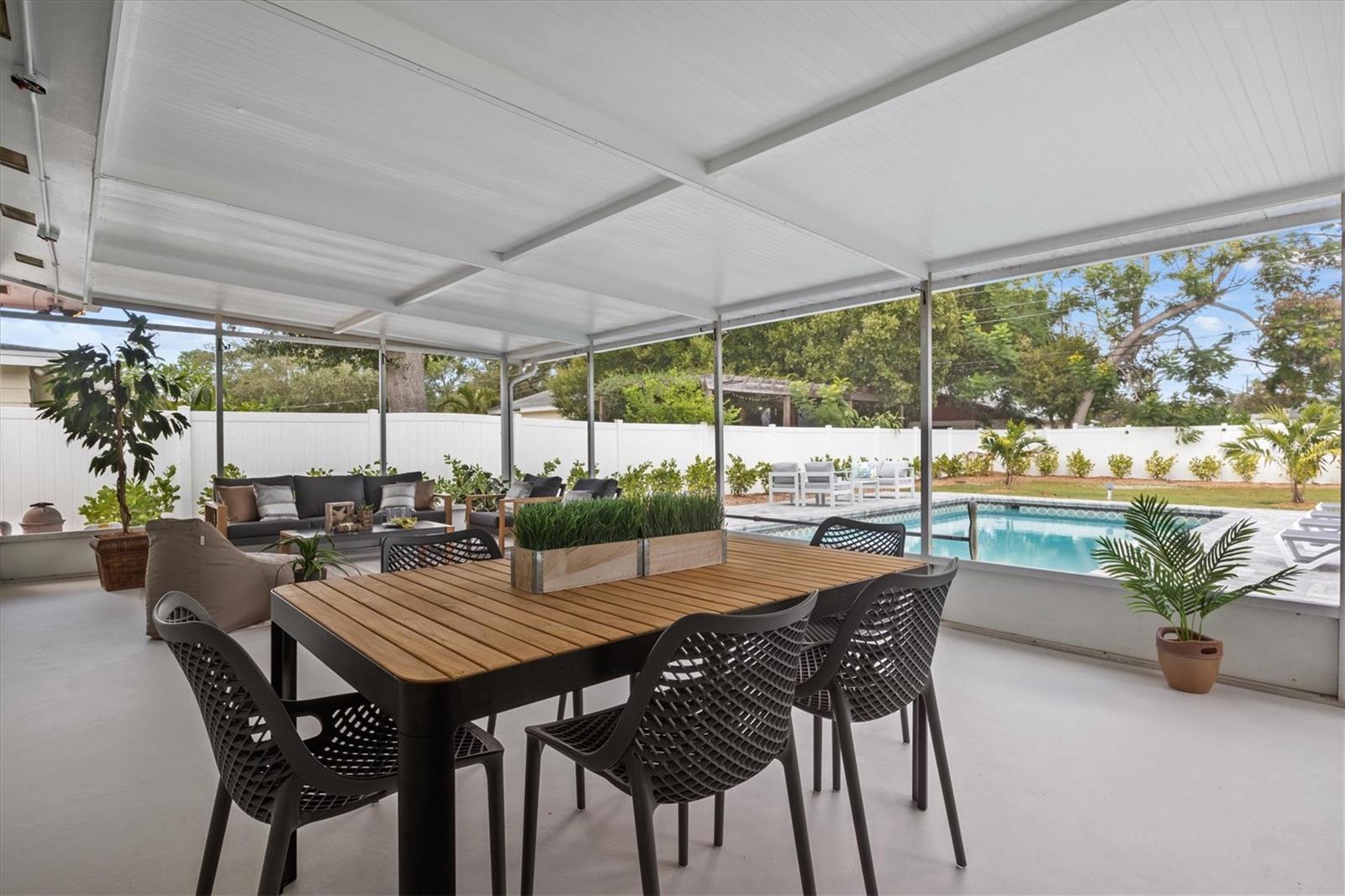 2641 Martin St Property Photo 26