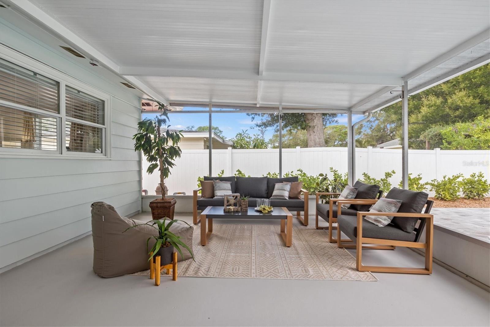 2641 Martin St Property Photo 29