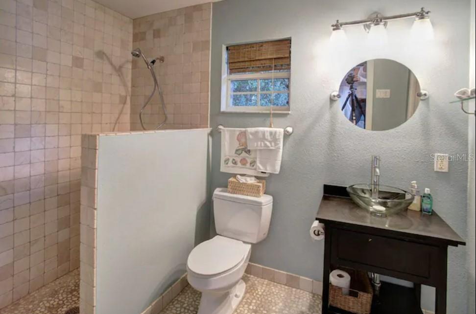 7609 Senrab Dr Property Photo 15