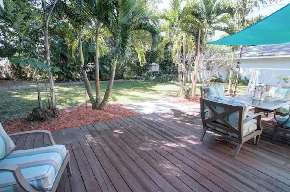 7609 Senrab Dr Property Photo 19