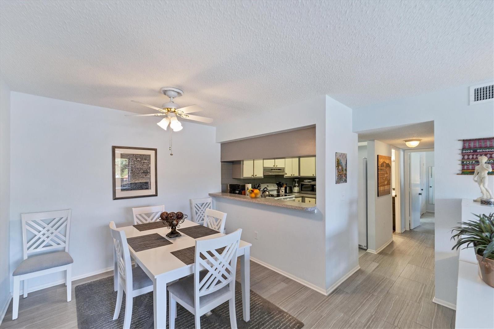 3265 Beneva Rd #203 Property Photo 12
