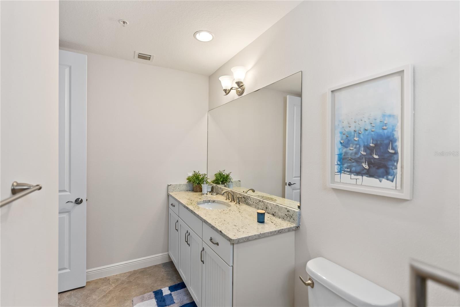 392 Aruba Cir #202 Property Photo 44