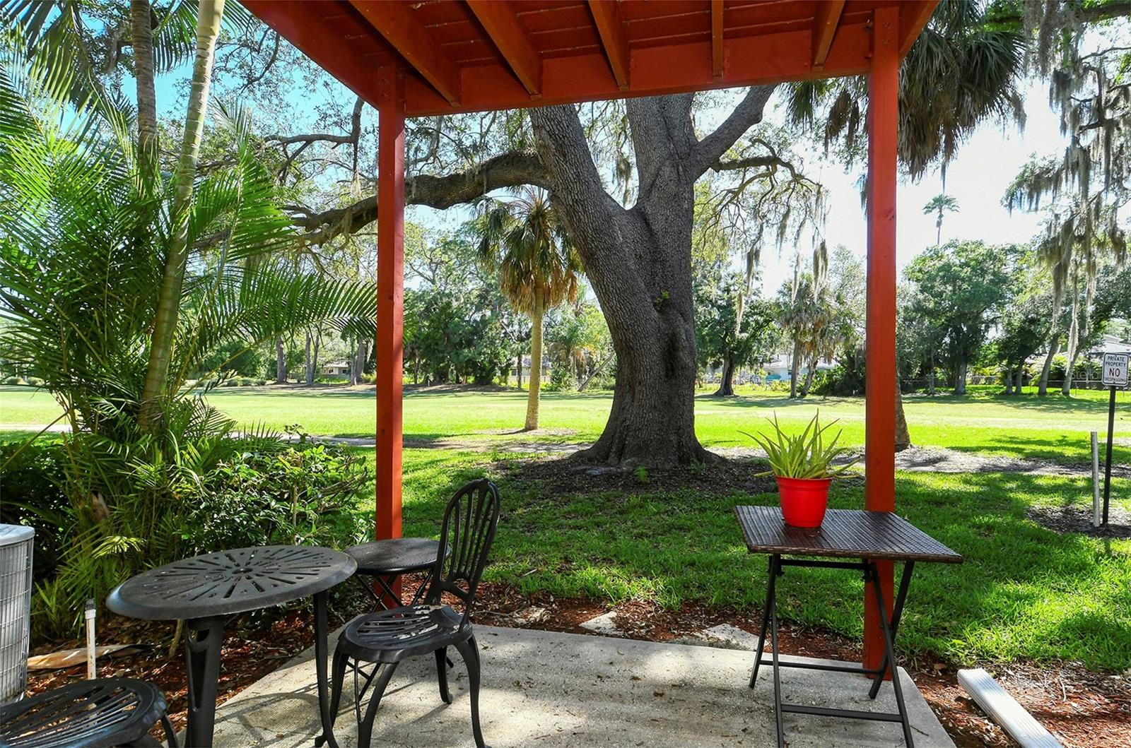 1877 Toucan Way #400 Property Photo 4