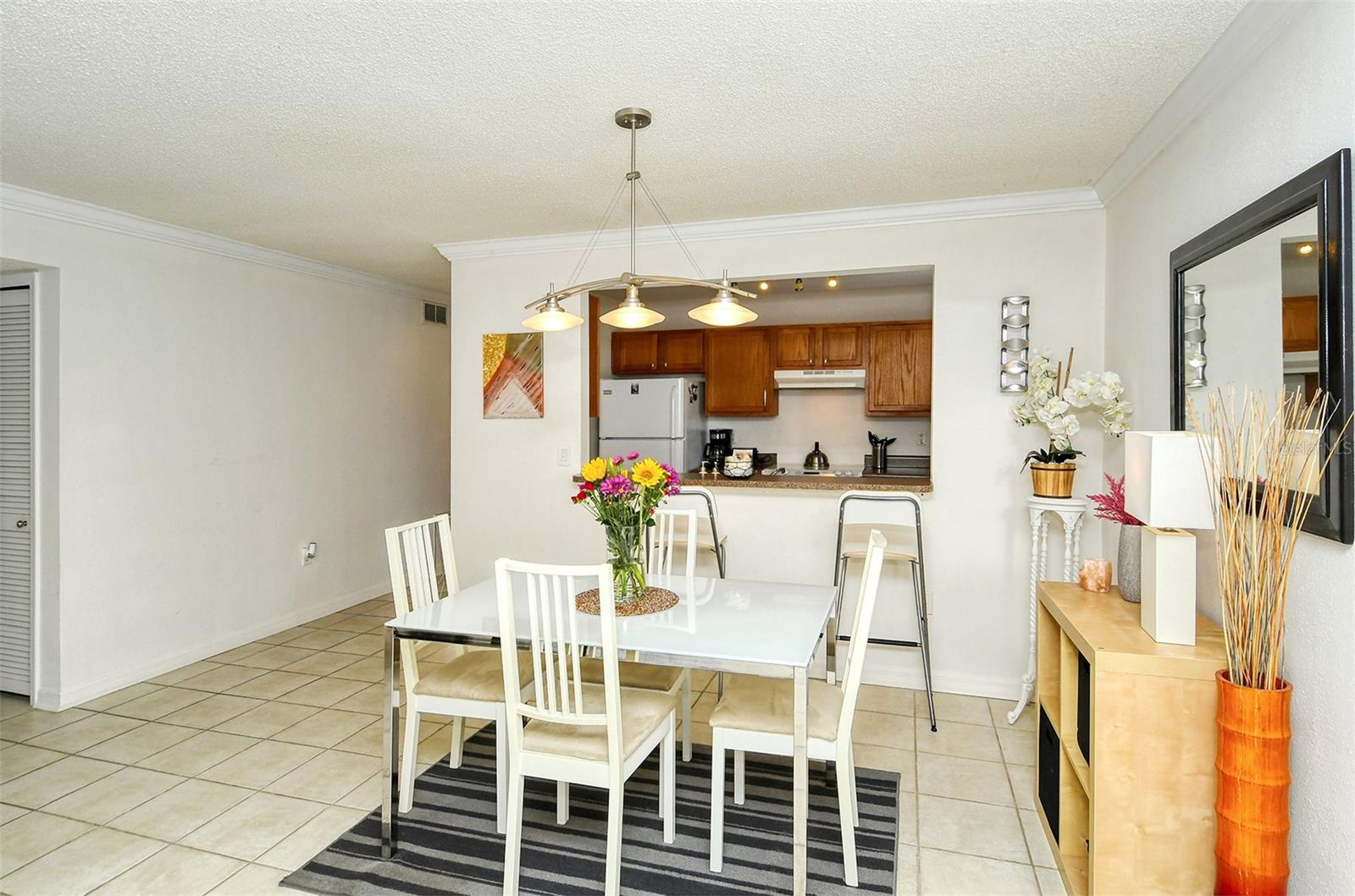 1877 Toucan Way #400 Property Photo 12