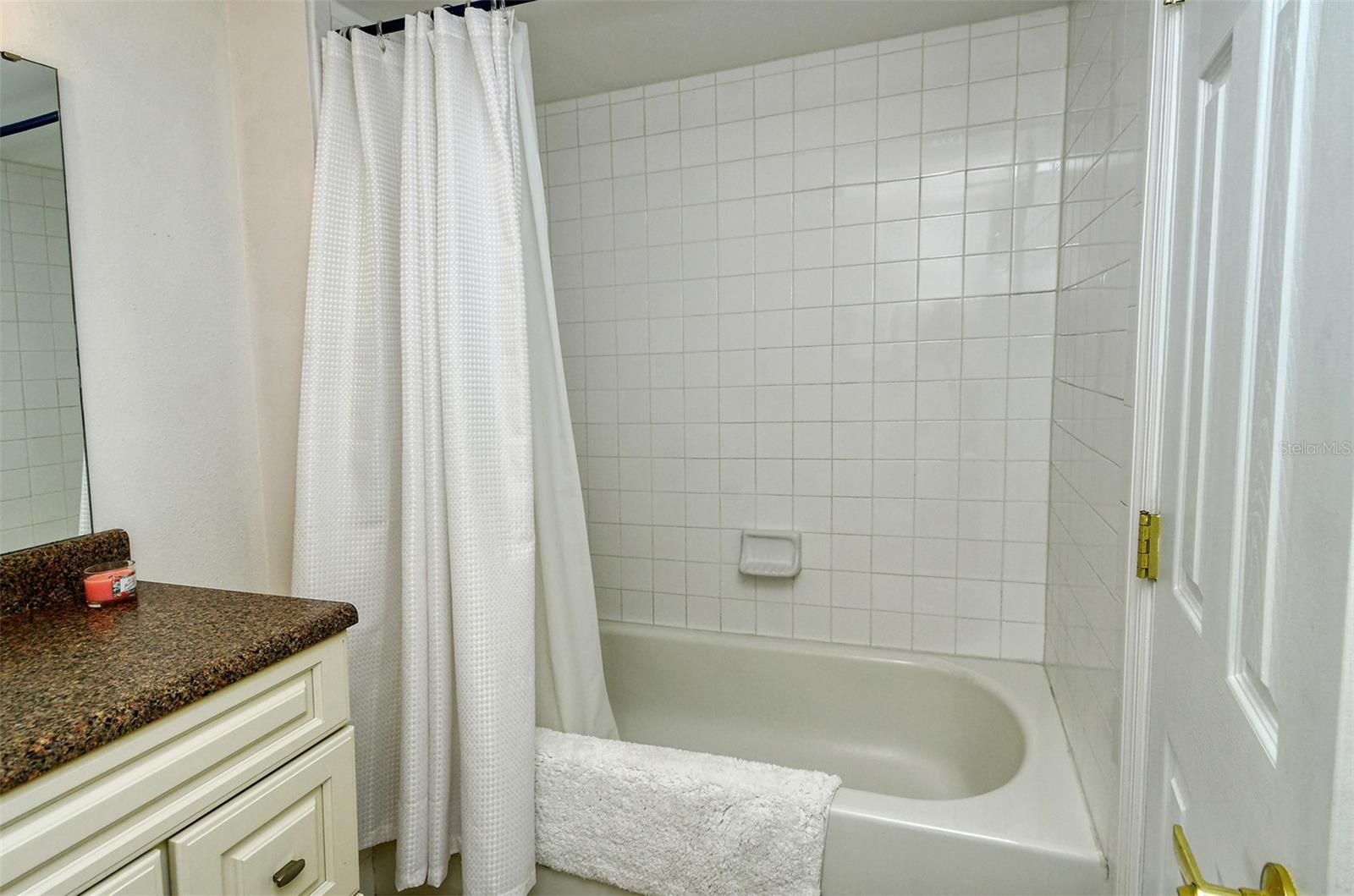 1877 Toucan Way #400 Property Photo 25