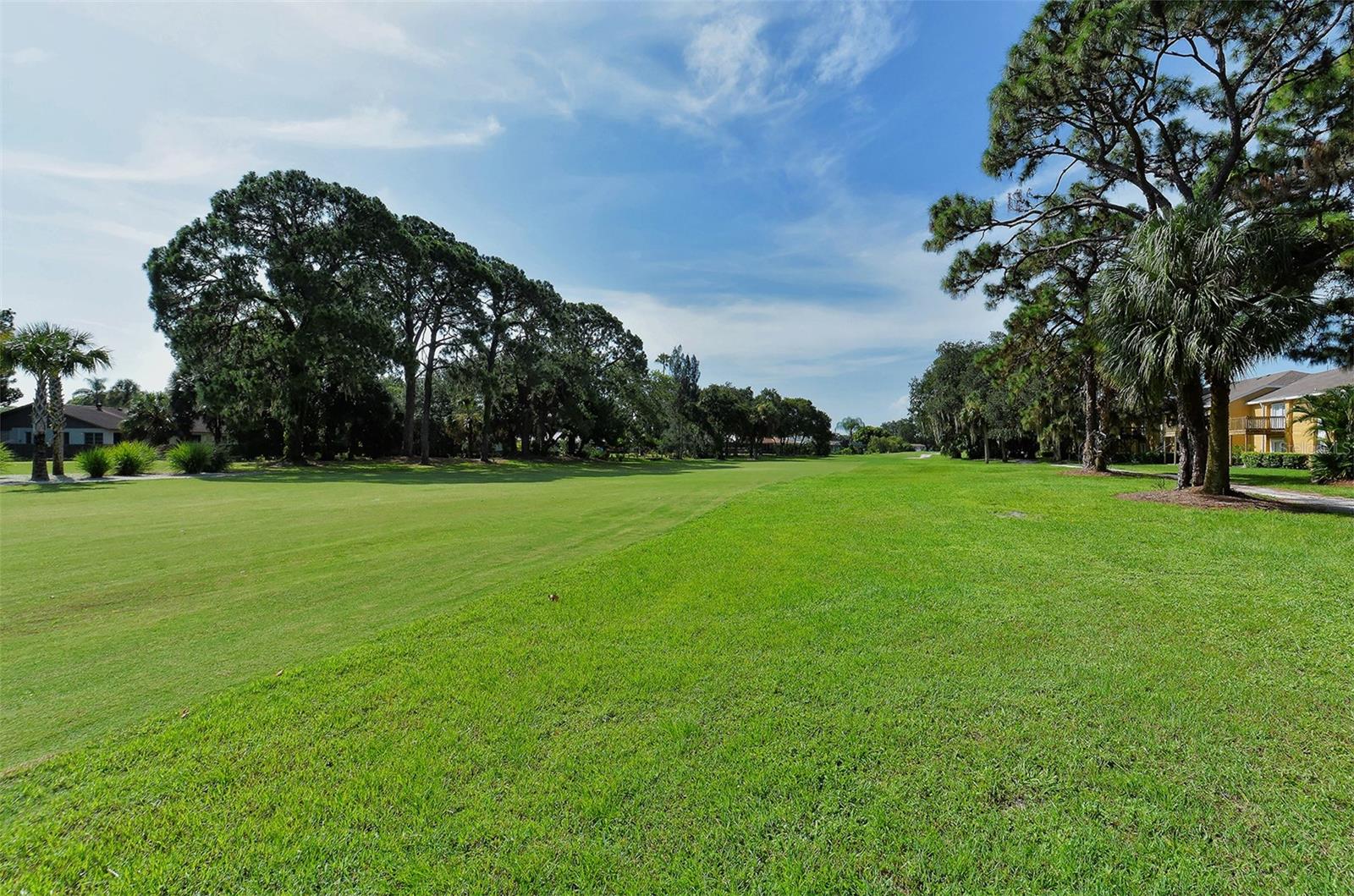 1877 Toucan Way #400 Property Photo 38