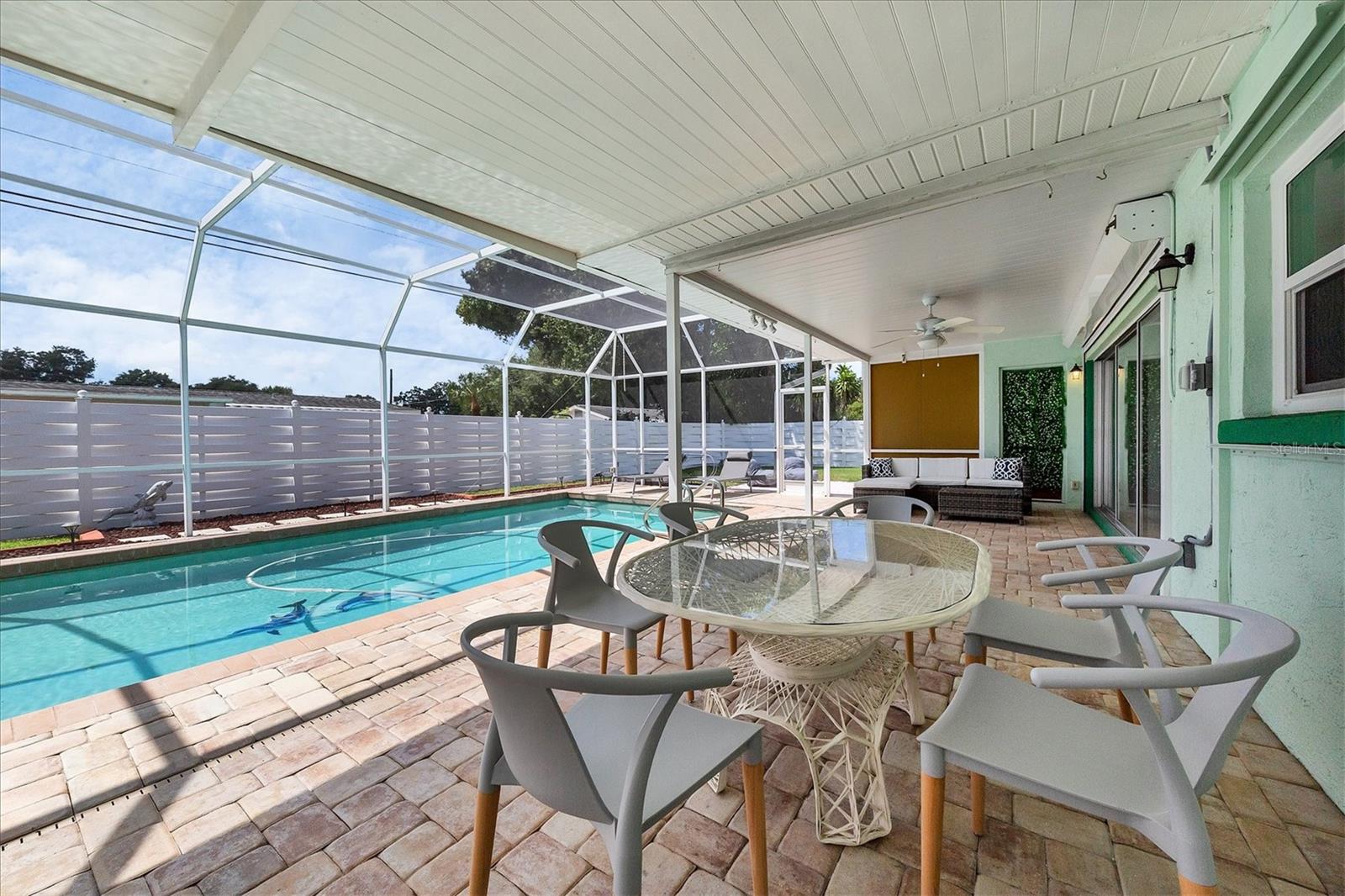 3126 Bougainvillea St Property Photo 20