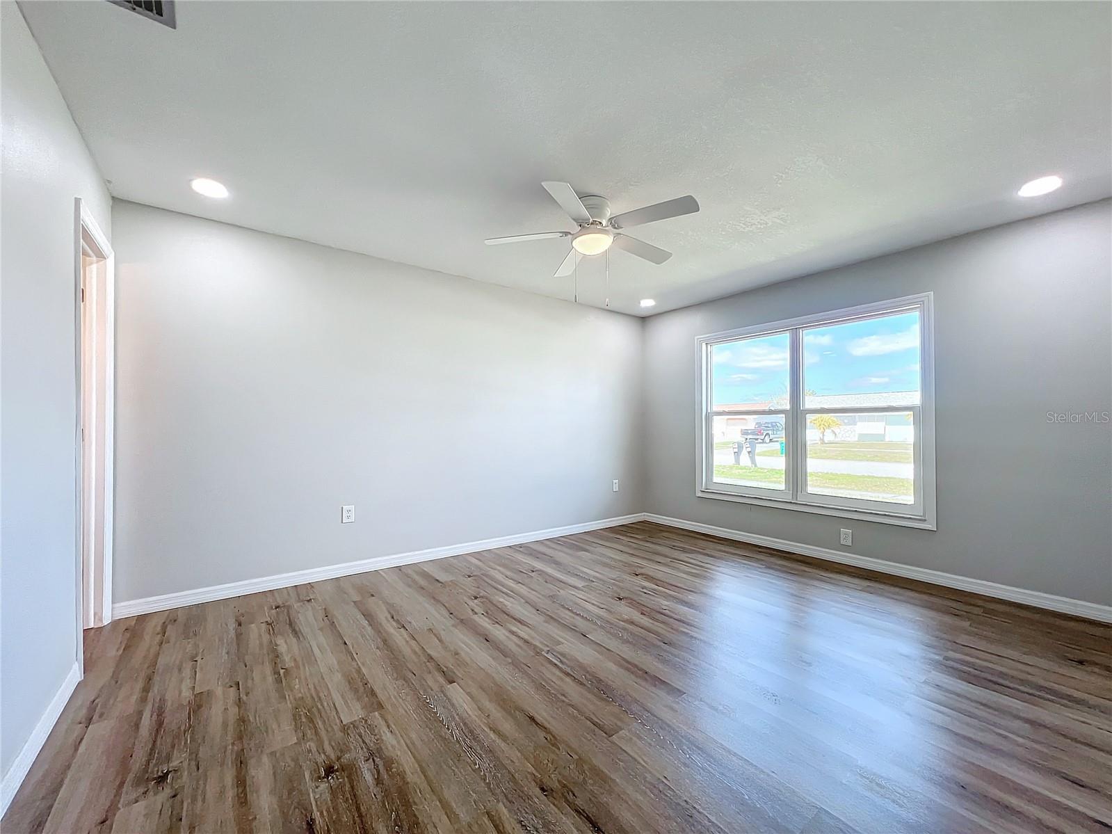 13497 Bennett Dr Property Photo 35