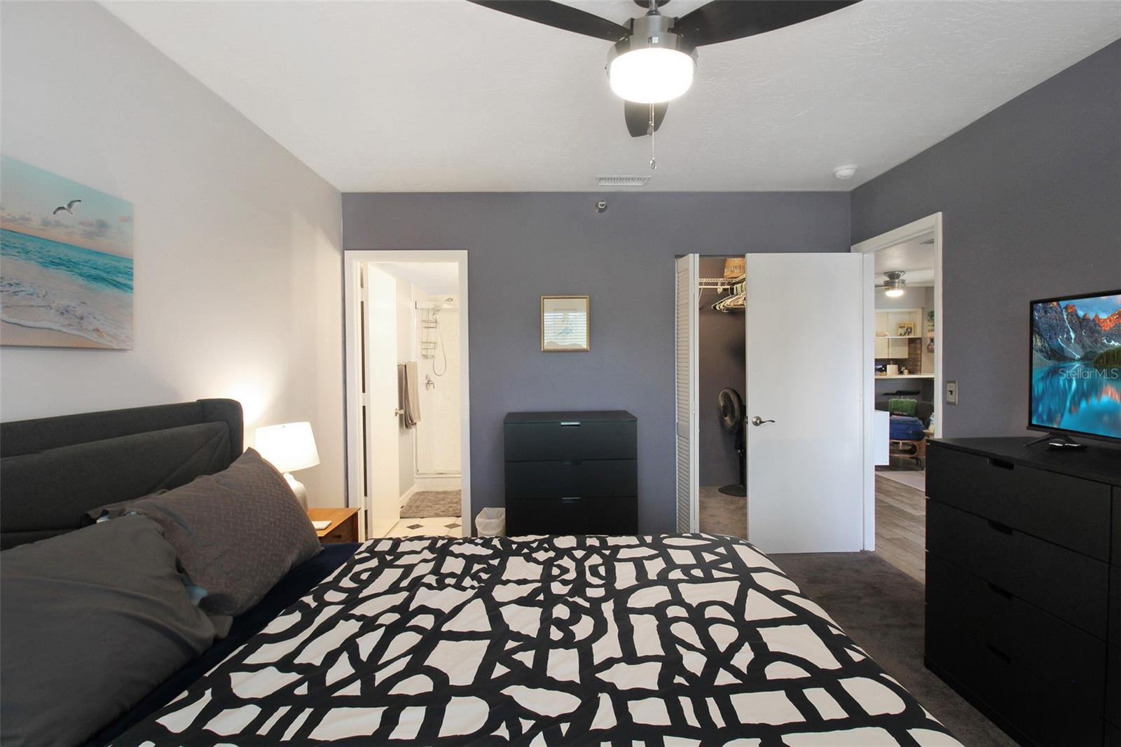 2124 N Tamiami Trl #101 Property Photo 34