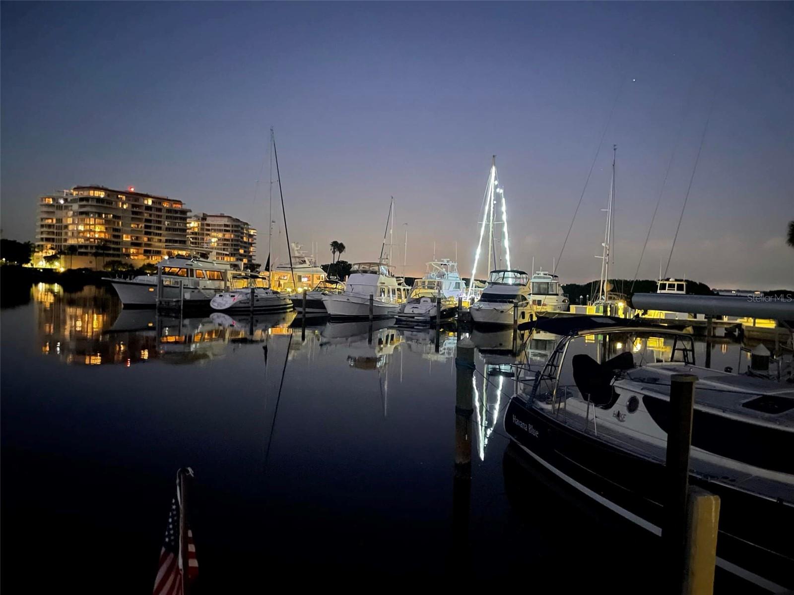 2600 Harbourside Dr #n-05 Property Photo 4