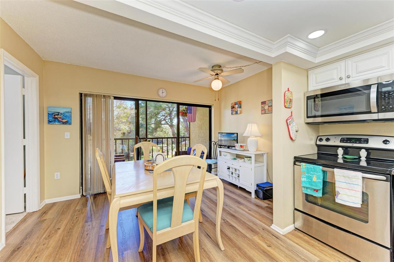 315 30th Ave W #b305 Property Photo 9