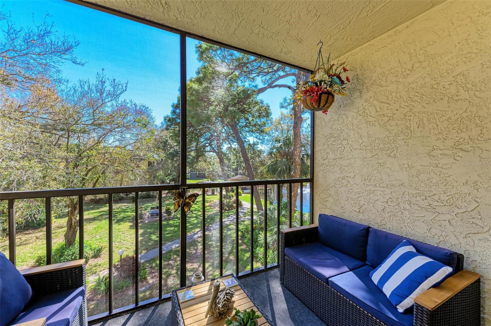 315 30th Ave W #b305 Property Photo 23