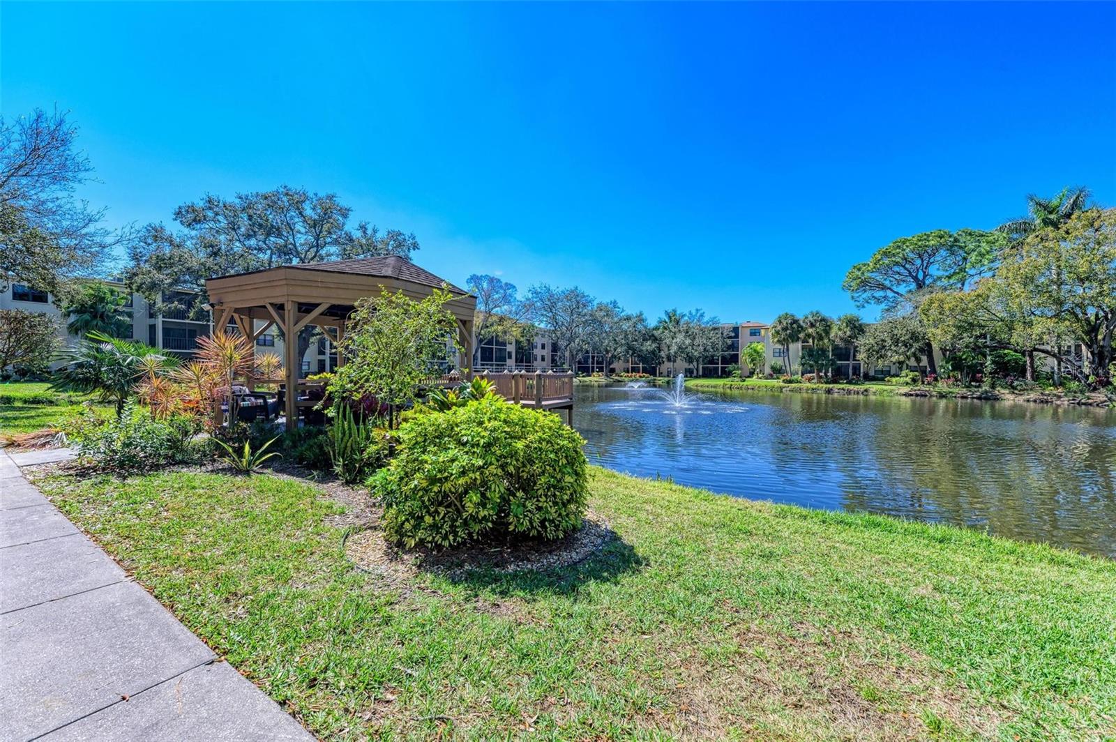 315 30th Ave W #b305 Property Photo 44