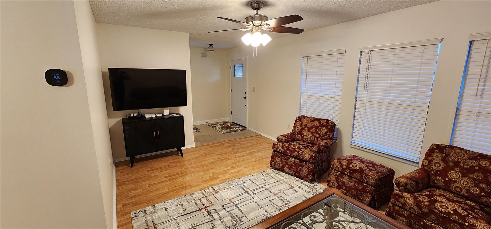 1526 Georgetowne Ln Property Photo 6