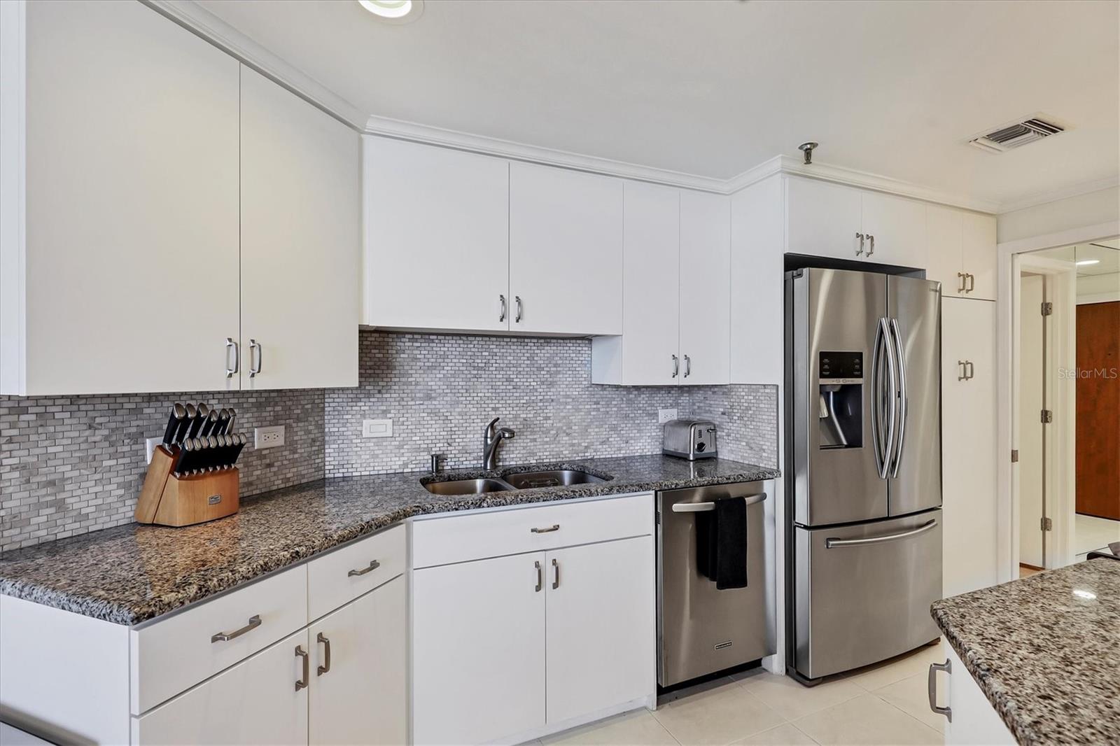 1211 Gulf Of Mexico Dr #405 Property Photo 16