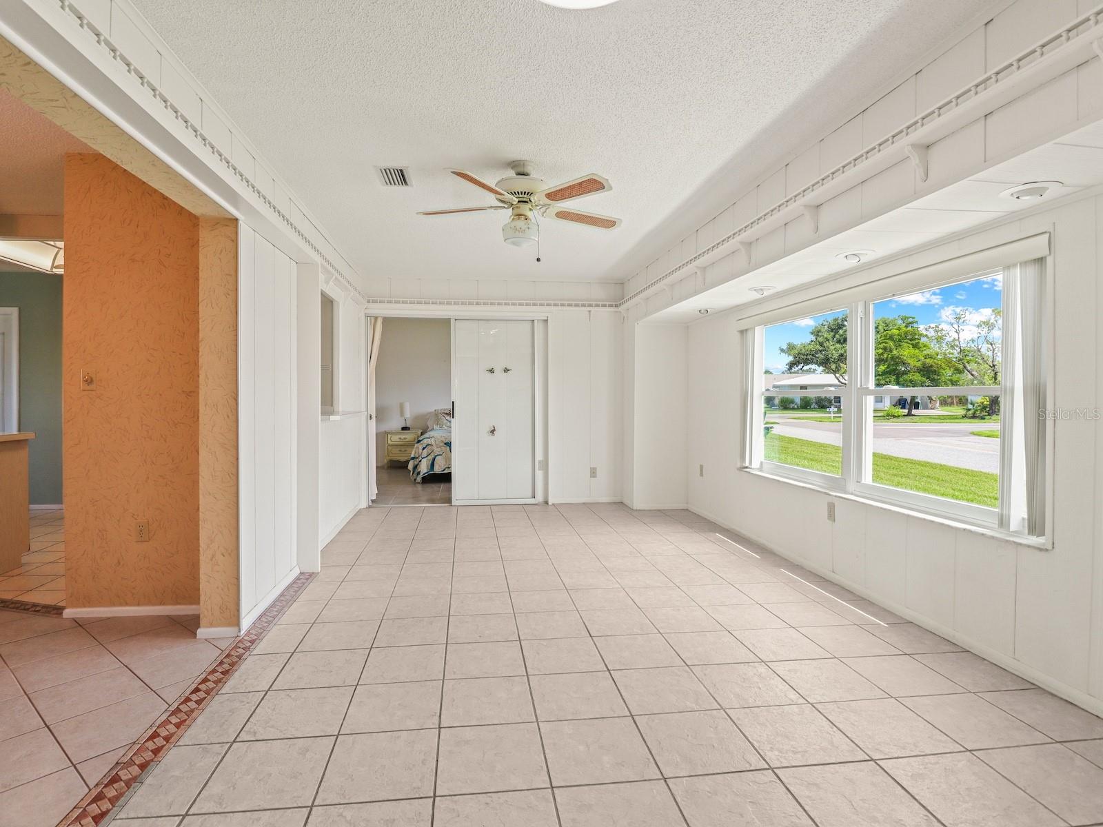 334 Circlewood Dr #e3-2 Property Photo 12