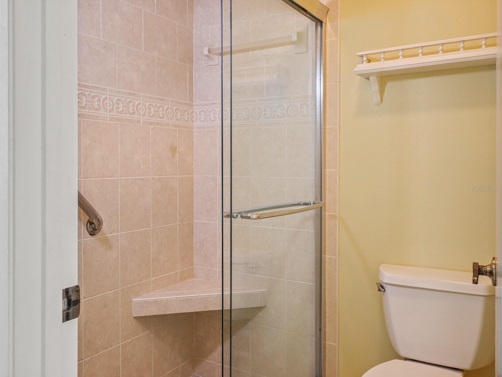 334 Circlewood Dr #e3-2 Property Photo 21