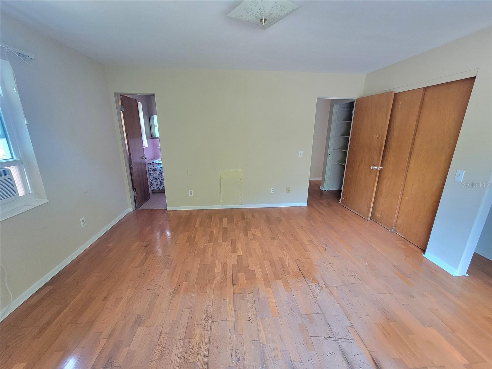 306 N Mills Ave Property Photo 16