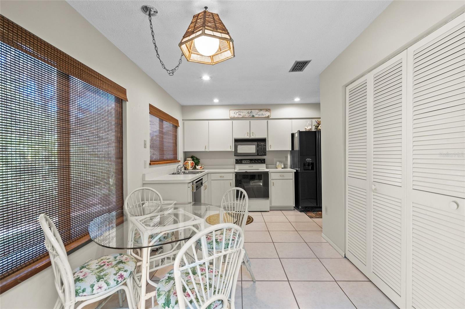 4560 Forest Wood Trl #16 Property Photo 12