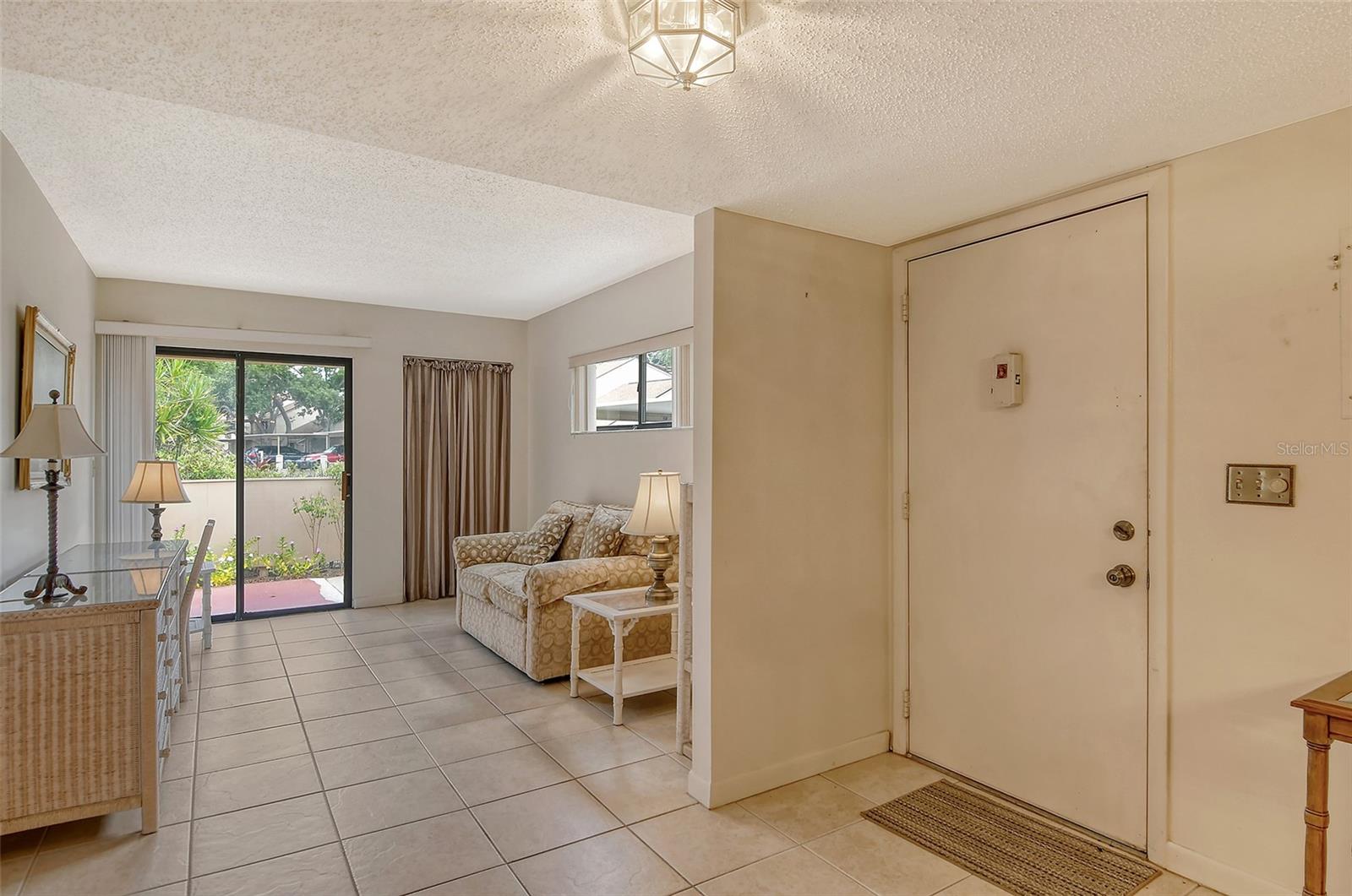 704 Bird Bay Cir #35 Property Photo 4