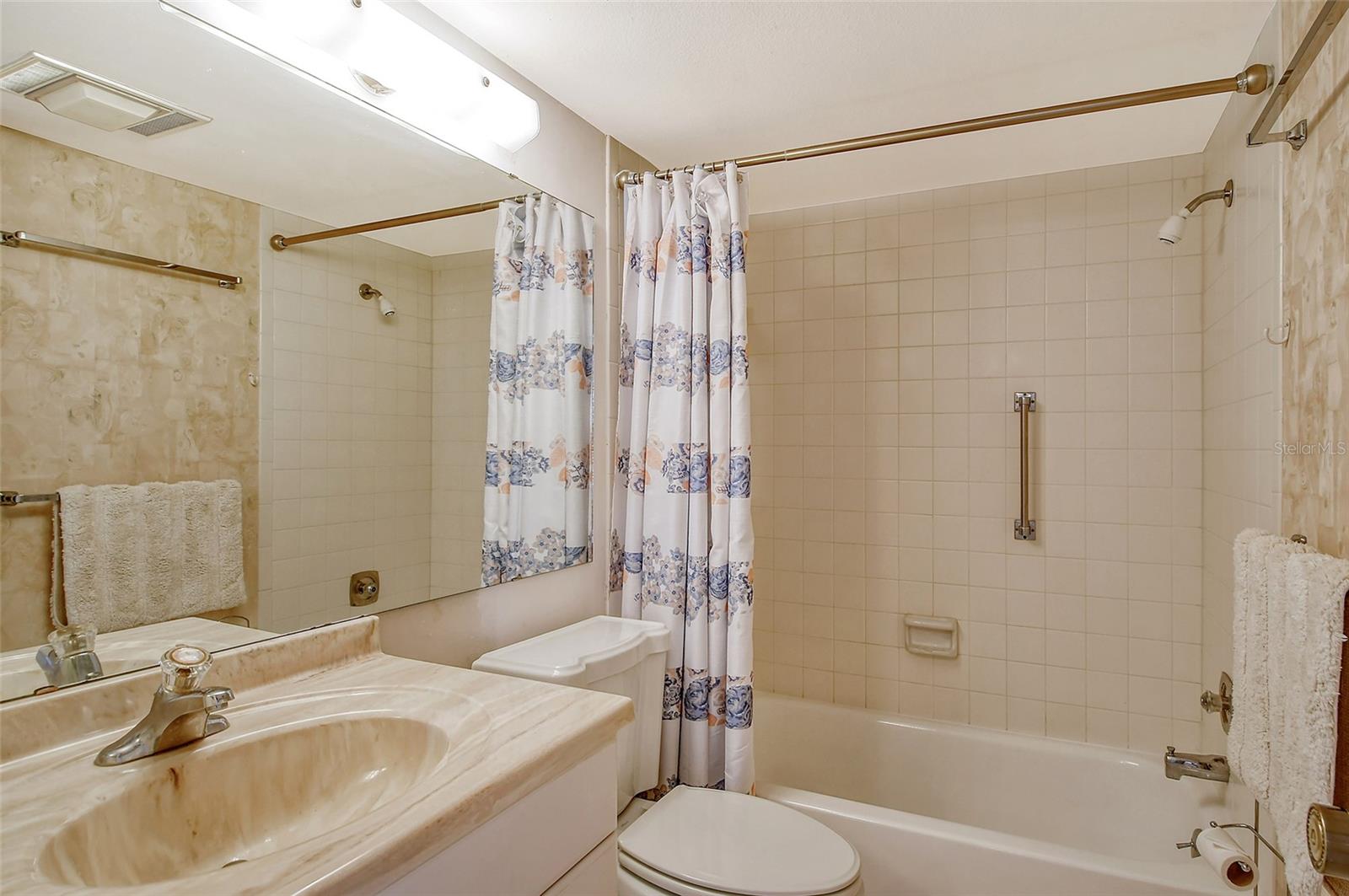 704 Bird Bay Cir #35 Property Photo 27