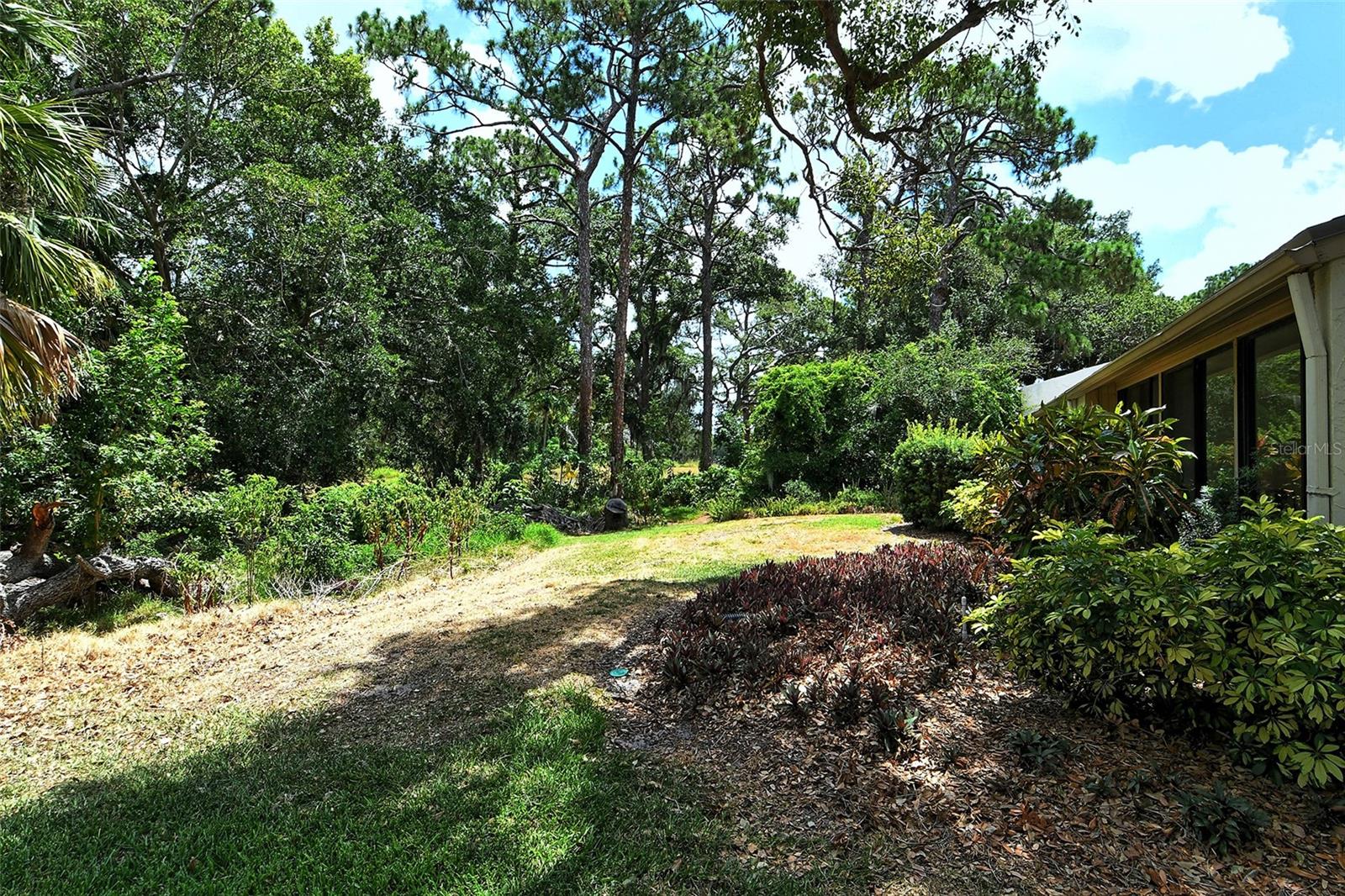 704 Bird Bay Cir #35 Property Photo 30
