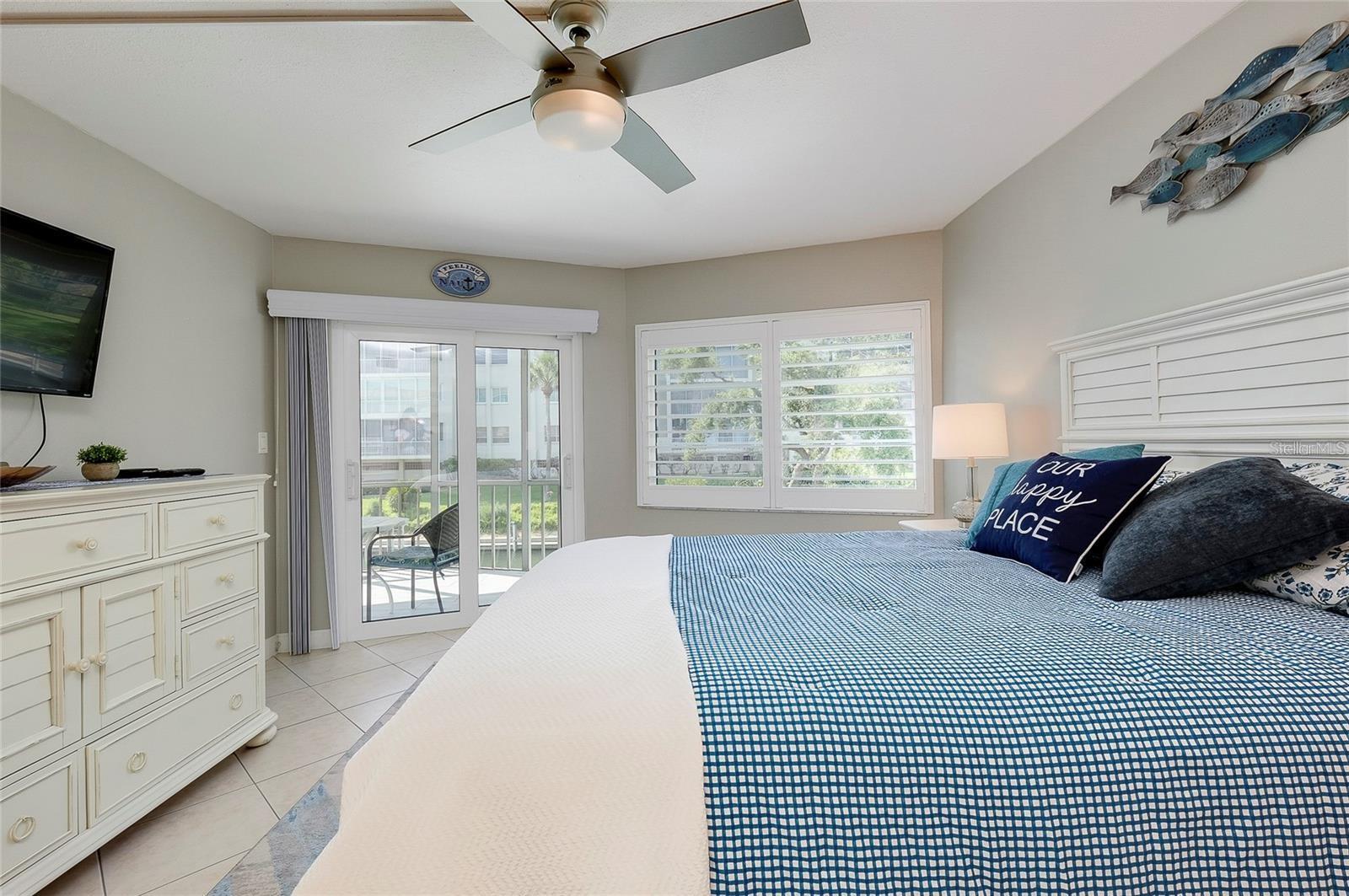 1350 N Portofino Dr #207 Property Photo 15
