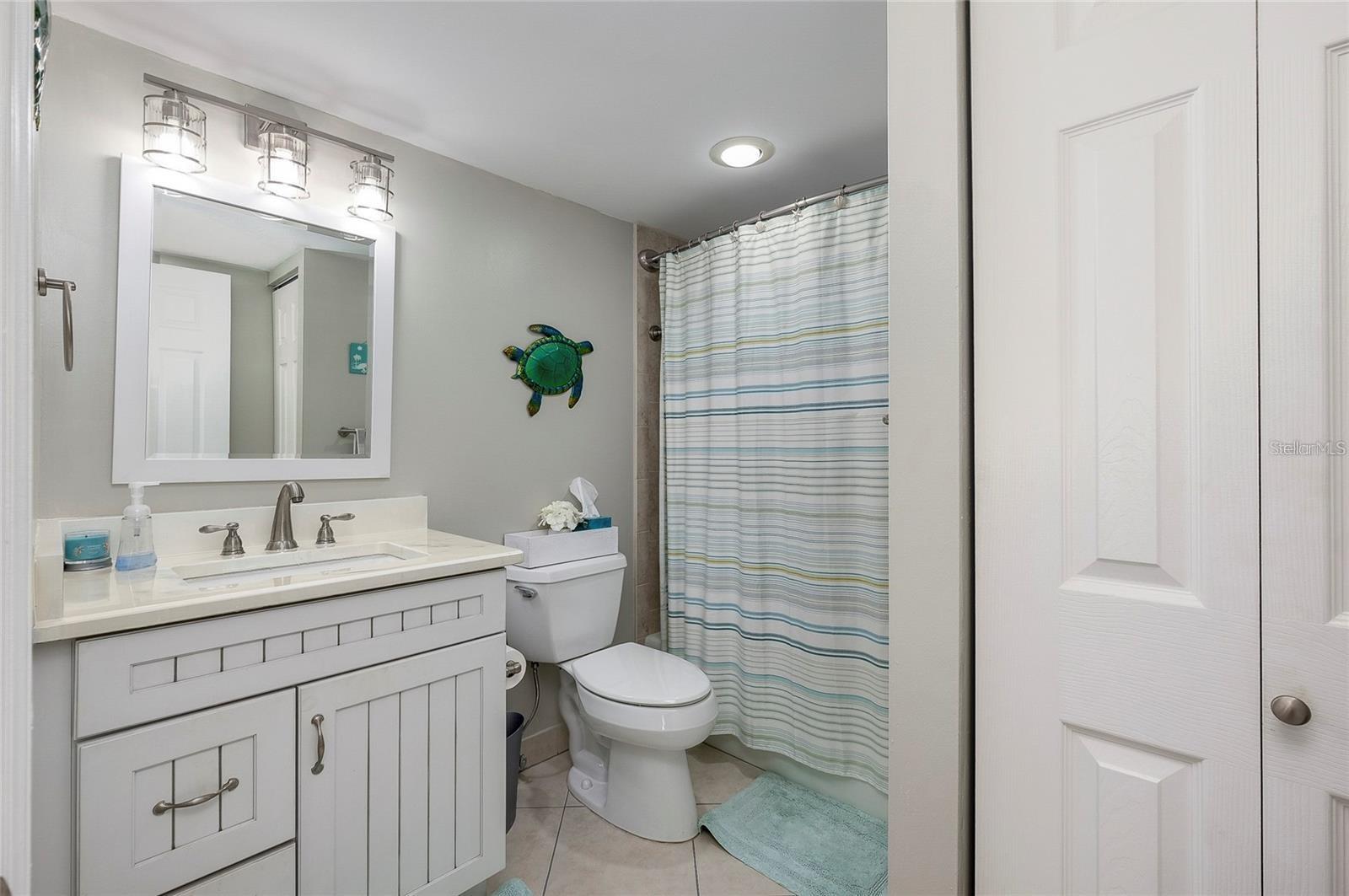 1350 N Portofino Dr #207 Property Photo 18