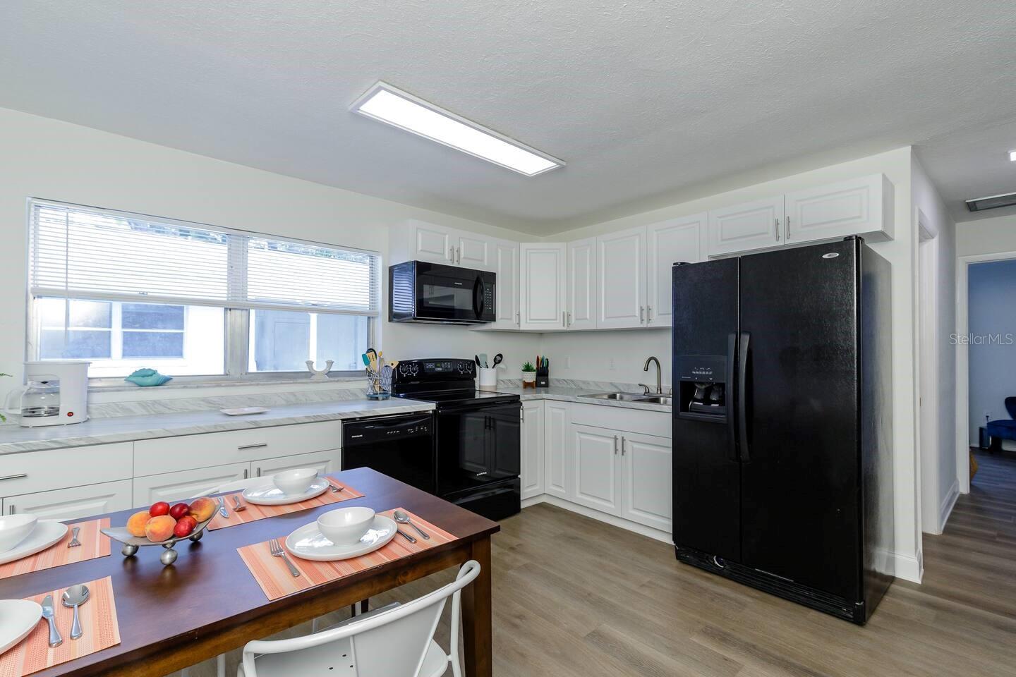 1297 13th St Property Photo 9