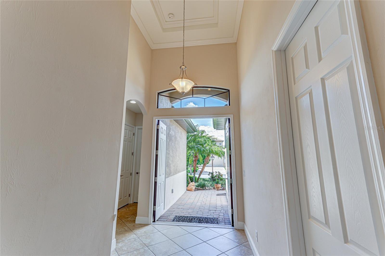 1154 Cielo Ct Property Photo 5