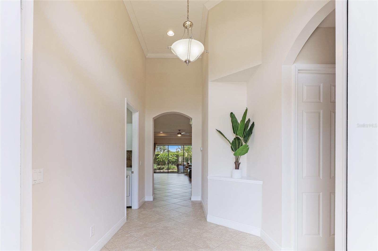 1154 Cielo Ct Property Photo 6