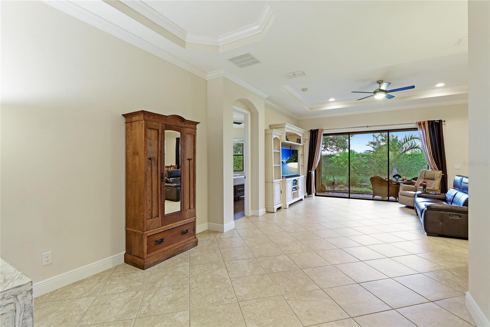 1154 Cielo Ct Property Photo 7