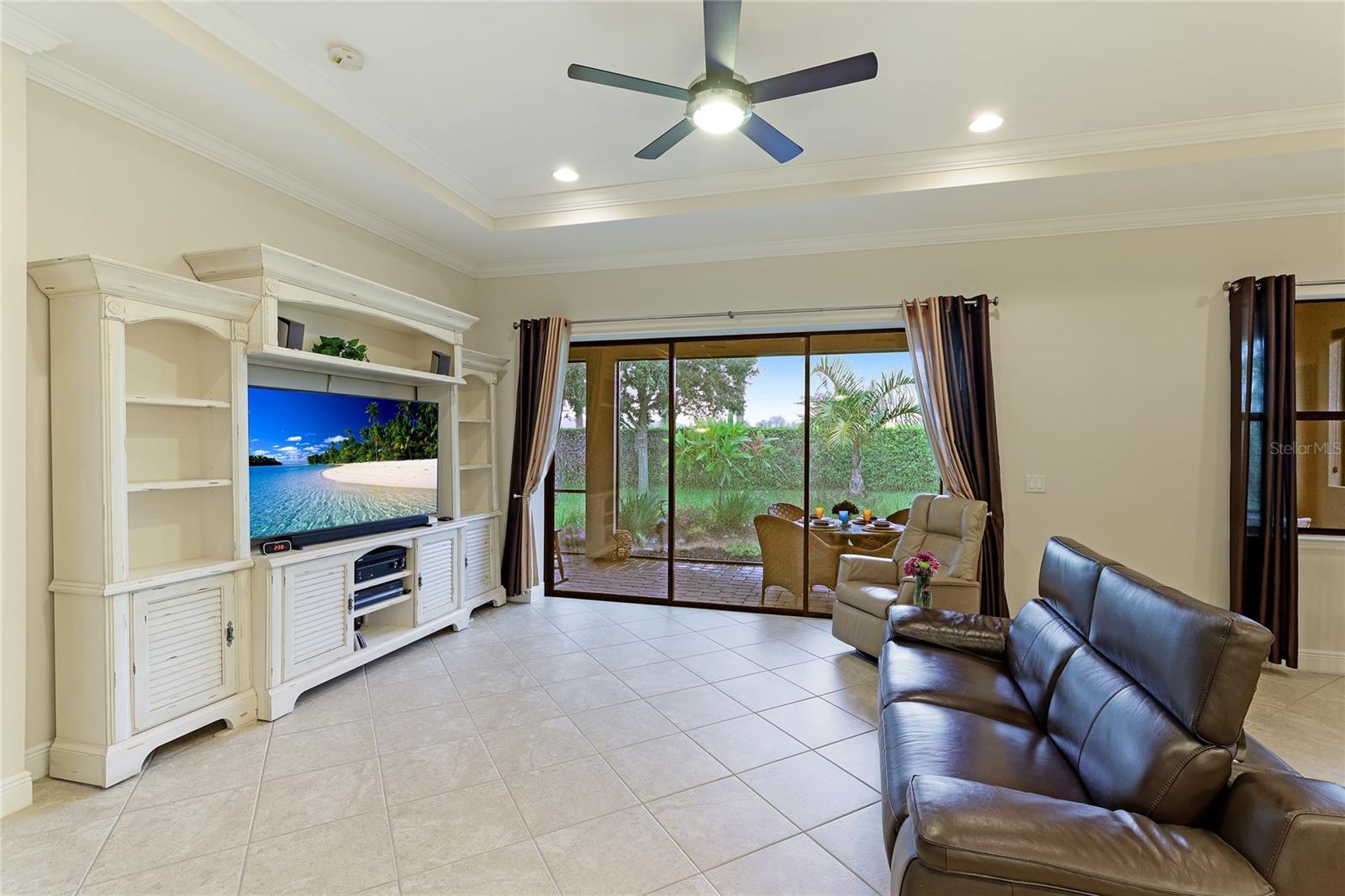 1154 Cielo Ct Property Photo 9