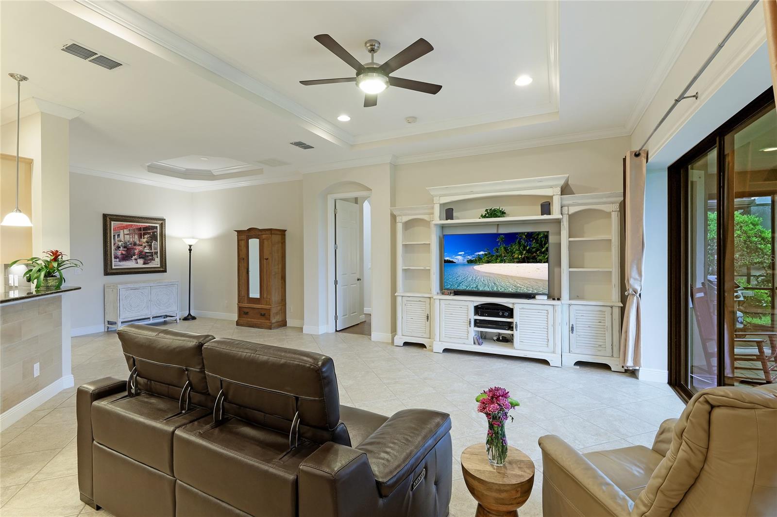 1154 Cielo Ct Property Photo 10