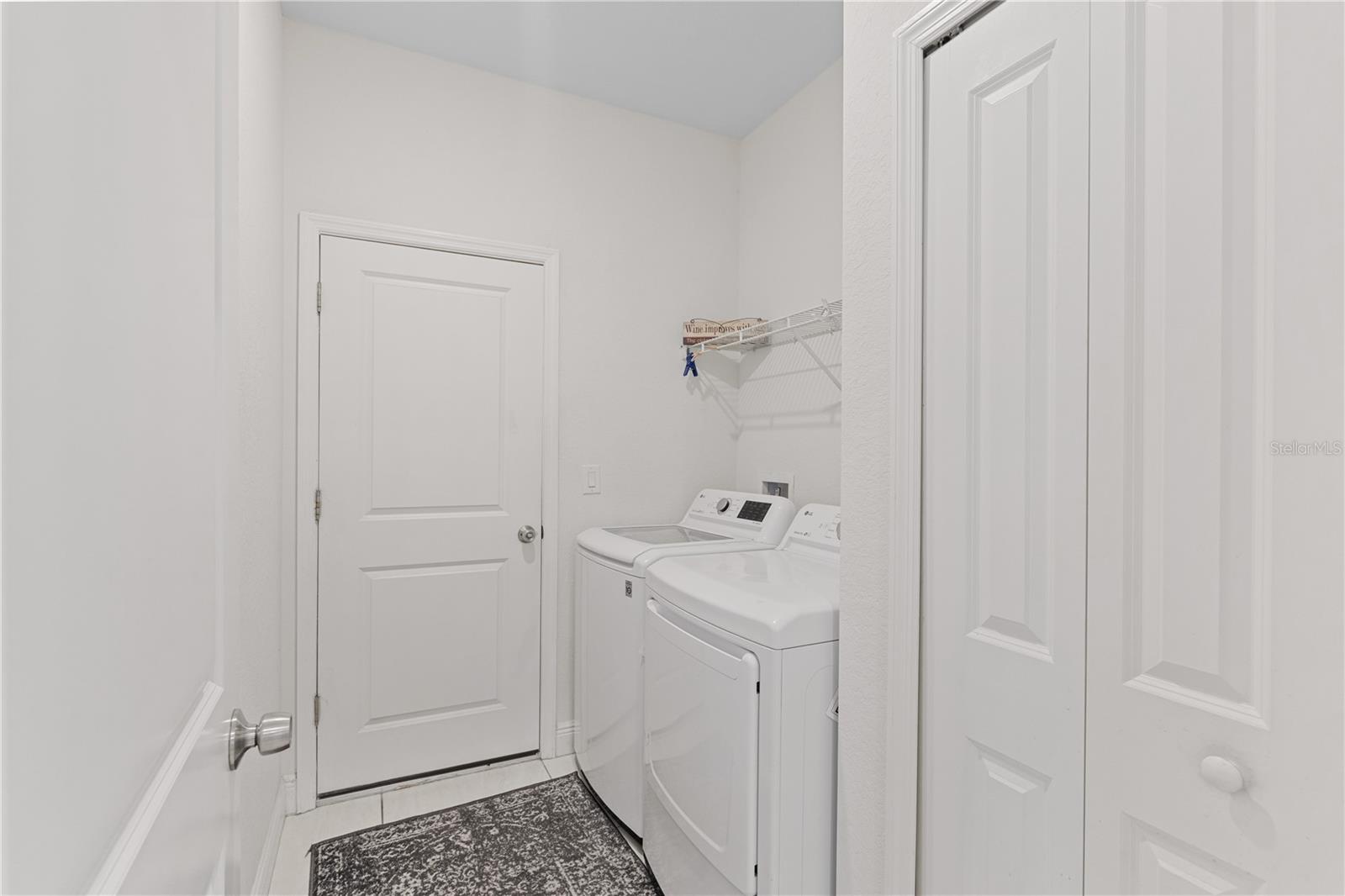 117 Thelma Dr Property Photo 24