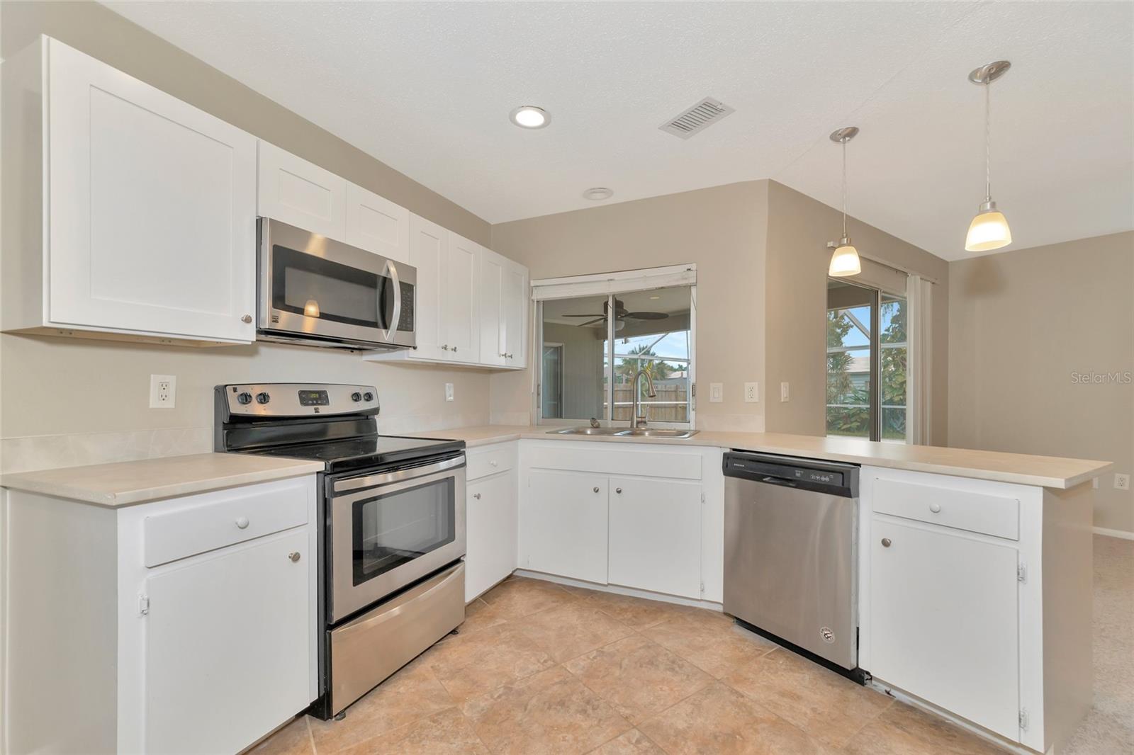 1302 Overbrook Rd Property Photo 9