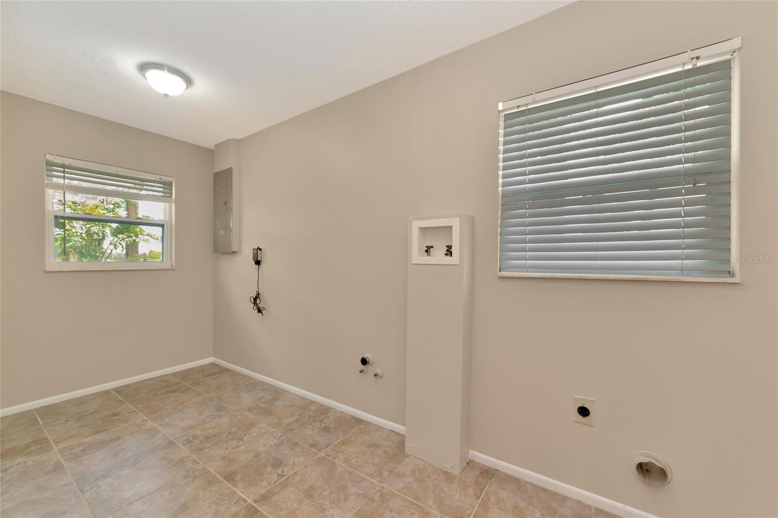 1302 Overbrook Rd Property Photo 29