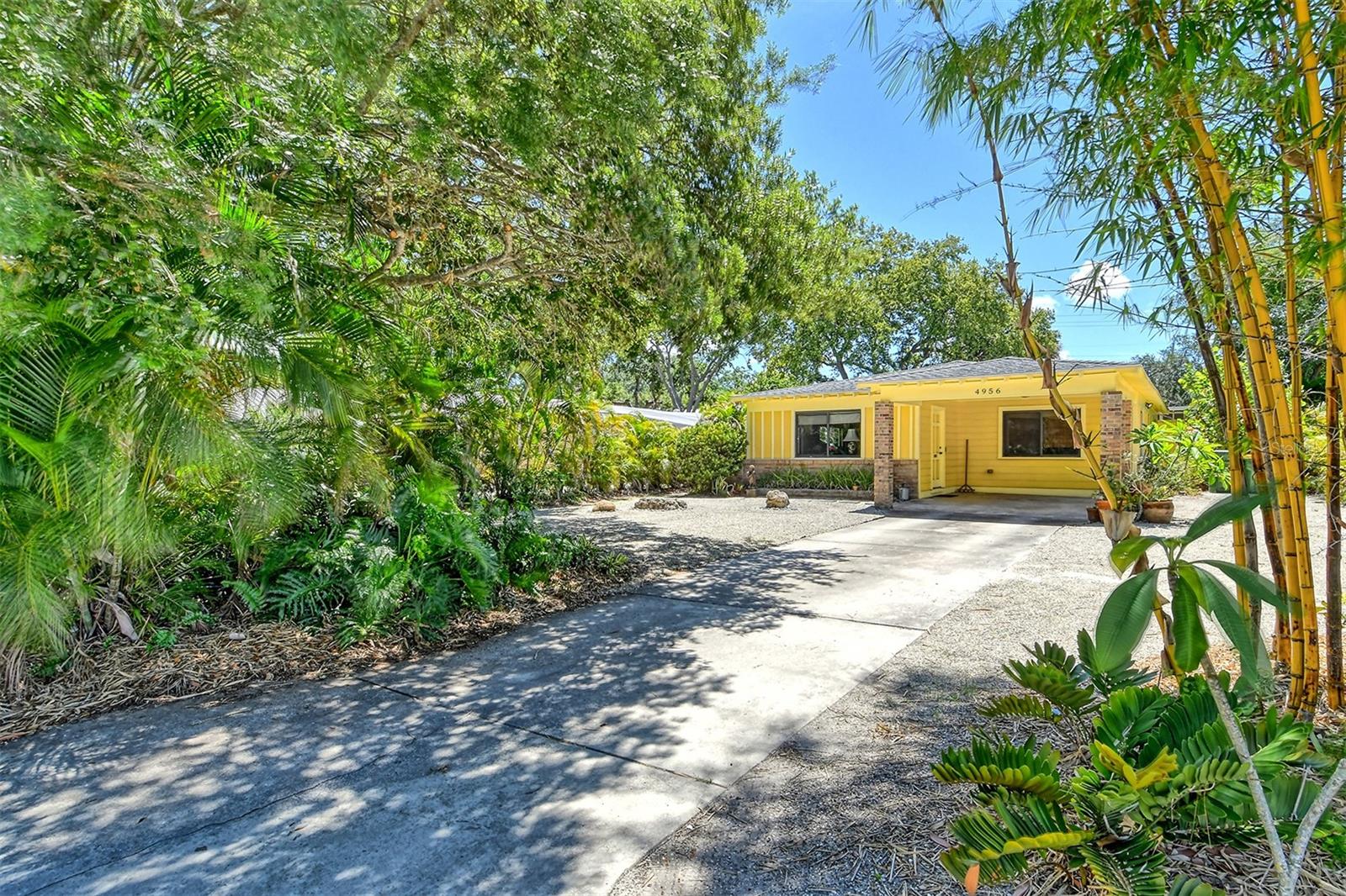 4956 Stevens Dr Property Photo 1