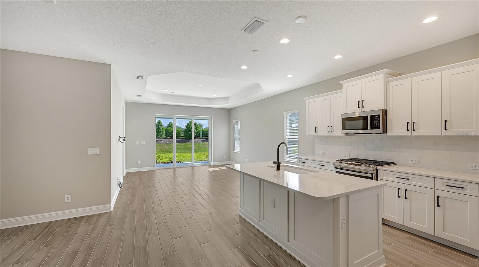 14551 Skipping Stone Loop Property Photo 10
