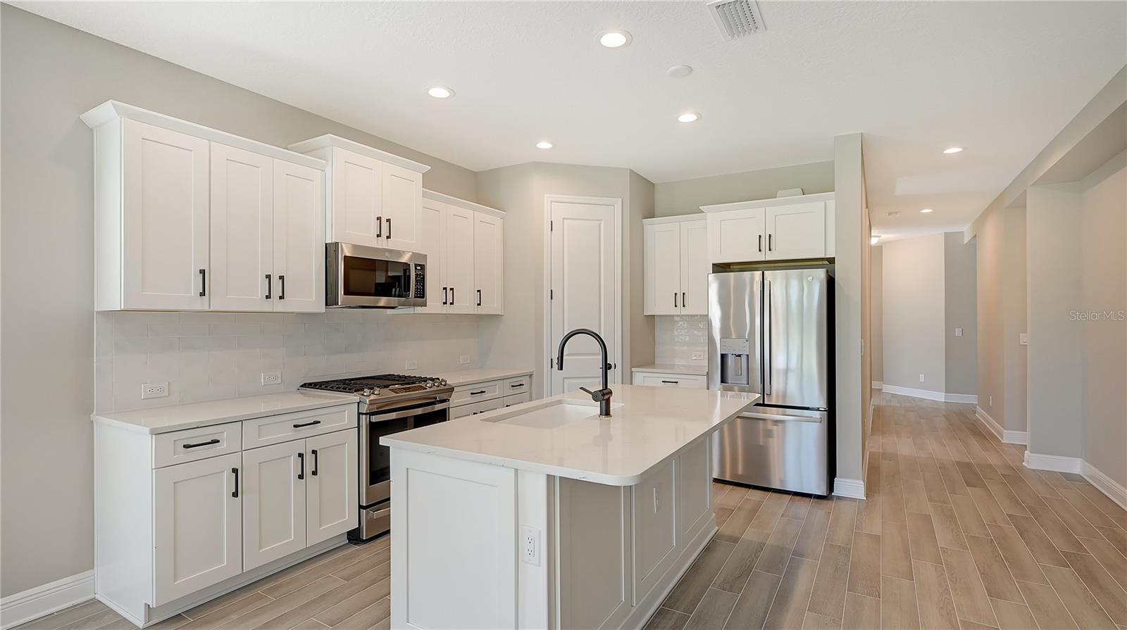 14551 Skipping Stone Loop Property Photo 20