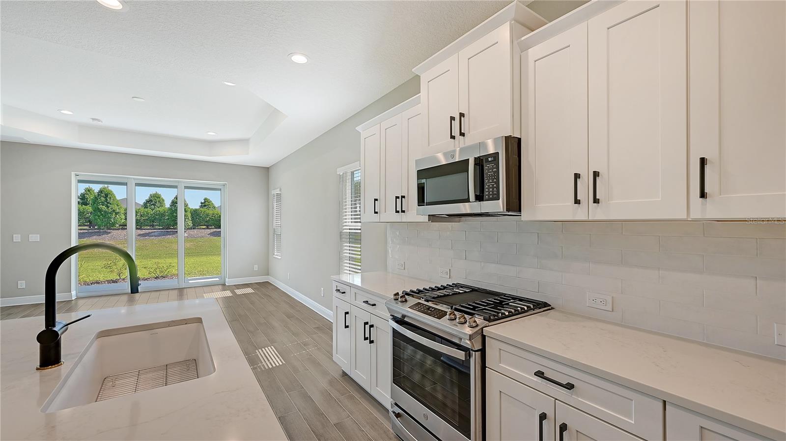14551 Skipping Stone Loop Property Photo 24